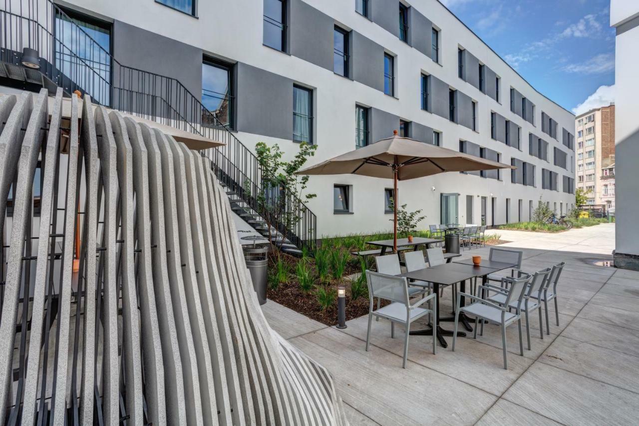 Meininger Hotel Bruxelles Gare Du Midi Saint-Gilles Exterior foto